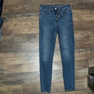 American Eagle Outfitters Medium Wash Skinny Stretch Denim